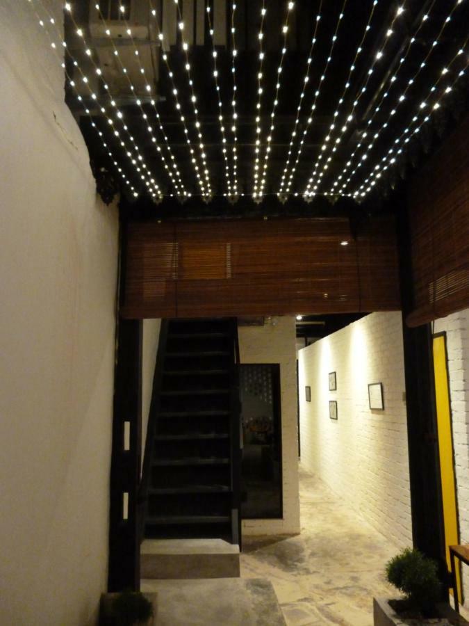 Ola Lavanderia Cafe Malacca Exteriér fotografie